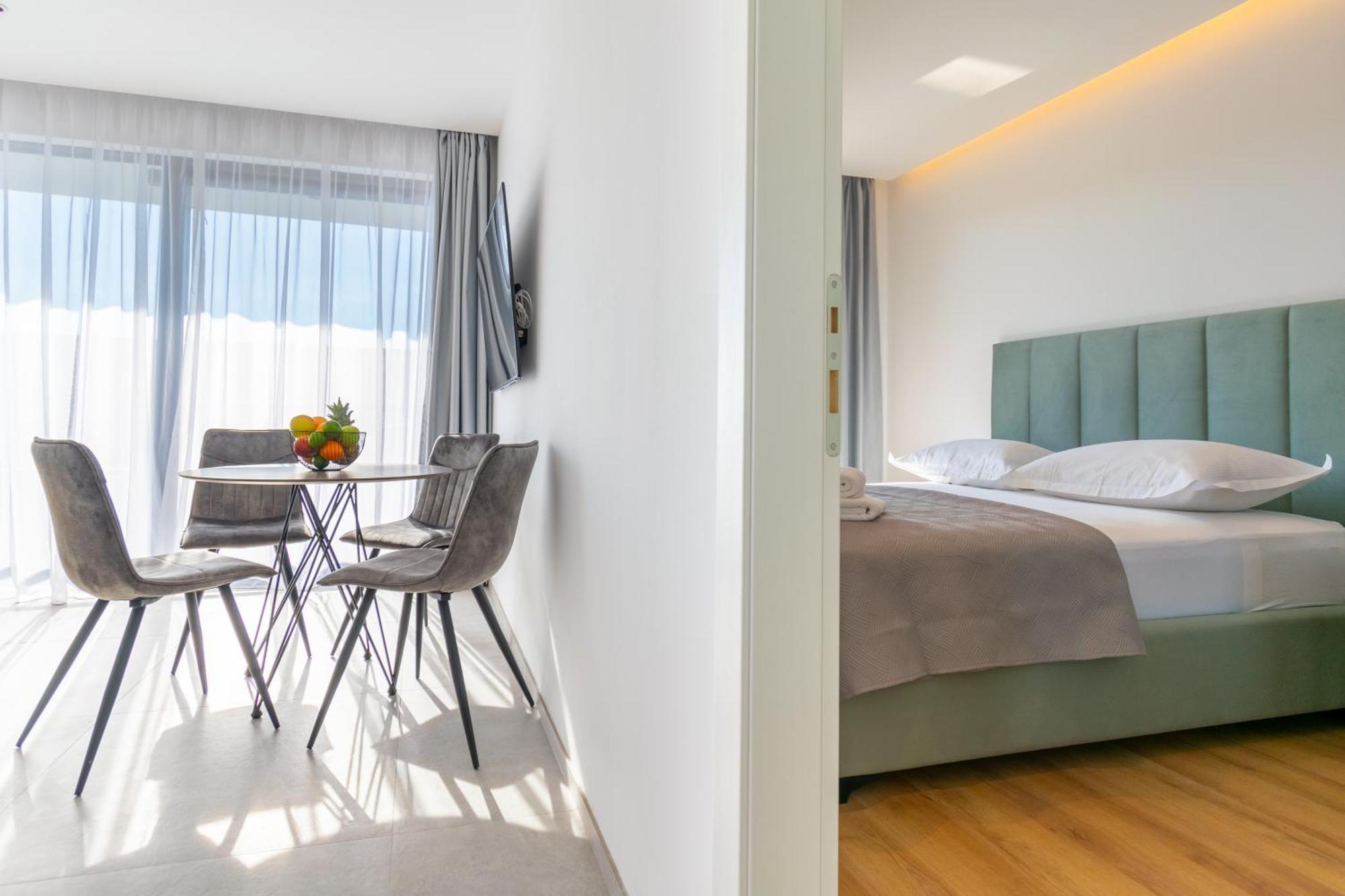 Apartmani Pino Башка-Вода Экстерьер фото